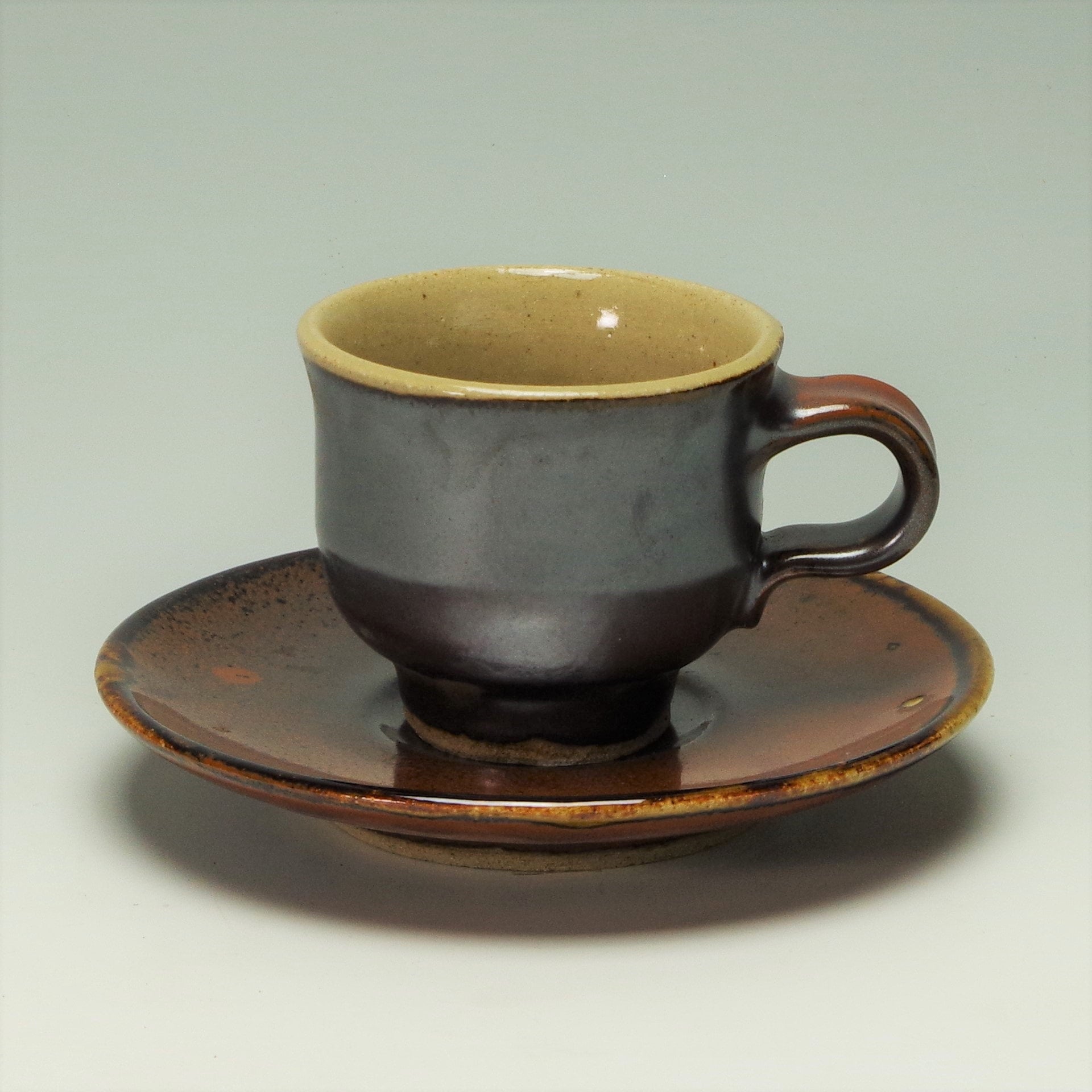 濱田篤哉 草花紋 柿釉 湯呑み 濱田篤哉 草花紋 柿釉 湯呑み